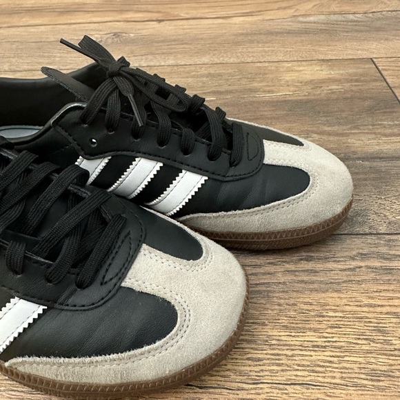 Adidas Sambas Vegan in Black Gum - Picture 10 of 13